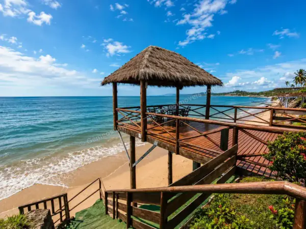 Casa Pé na Areia com 900 m² — foto 1