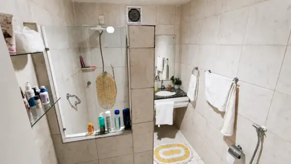 Residência Ampla com Piscina e 2.145 m² em Aver o Mar — foto 5